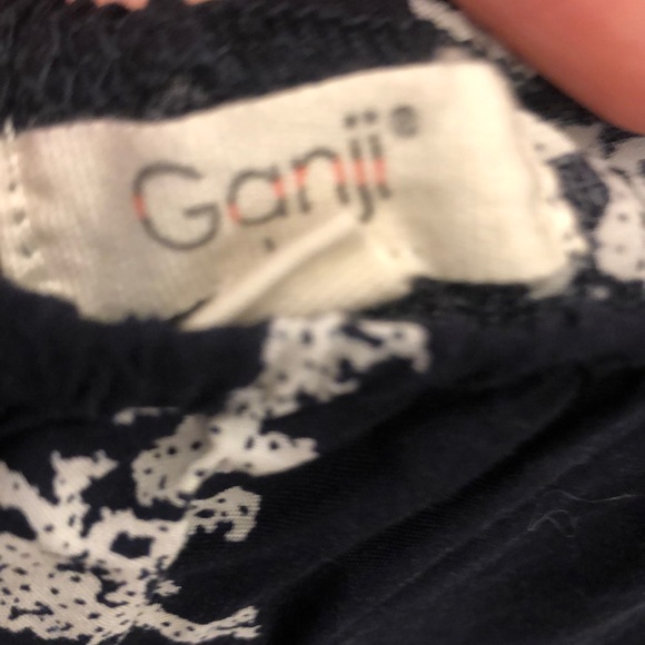 Navy and White floral maxi dress - Picture 6 of 6